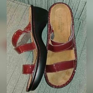 Naot cranberry patent leather sandals